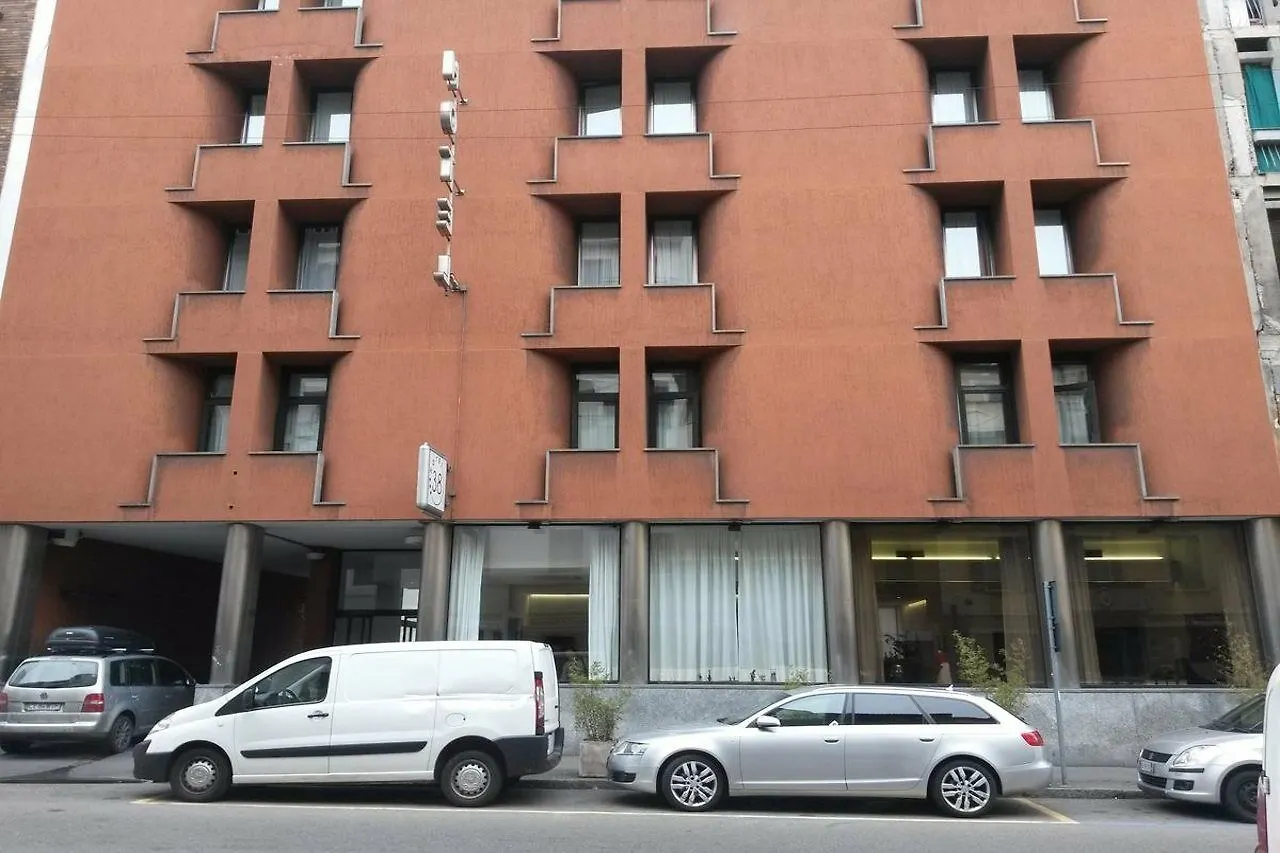 Hotel 38 Mediolan 3*,